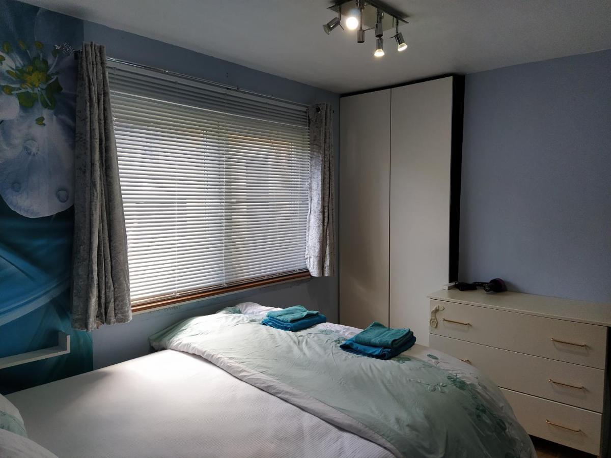Self Catering Studio Flat Apartment Edinburgh Exterior photo