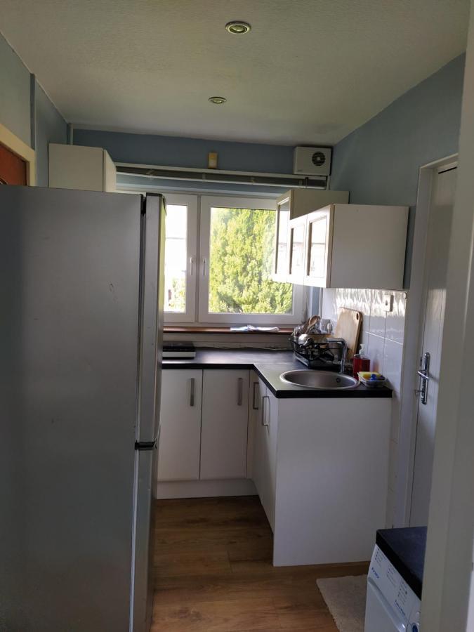Self Catering Studio Flat Apartment Edinburgh Exterior photo