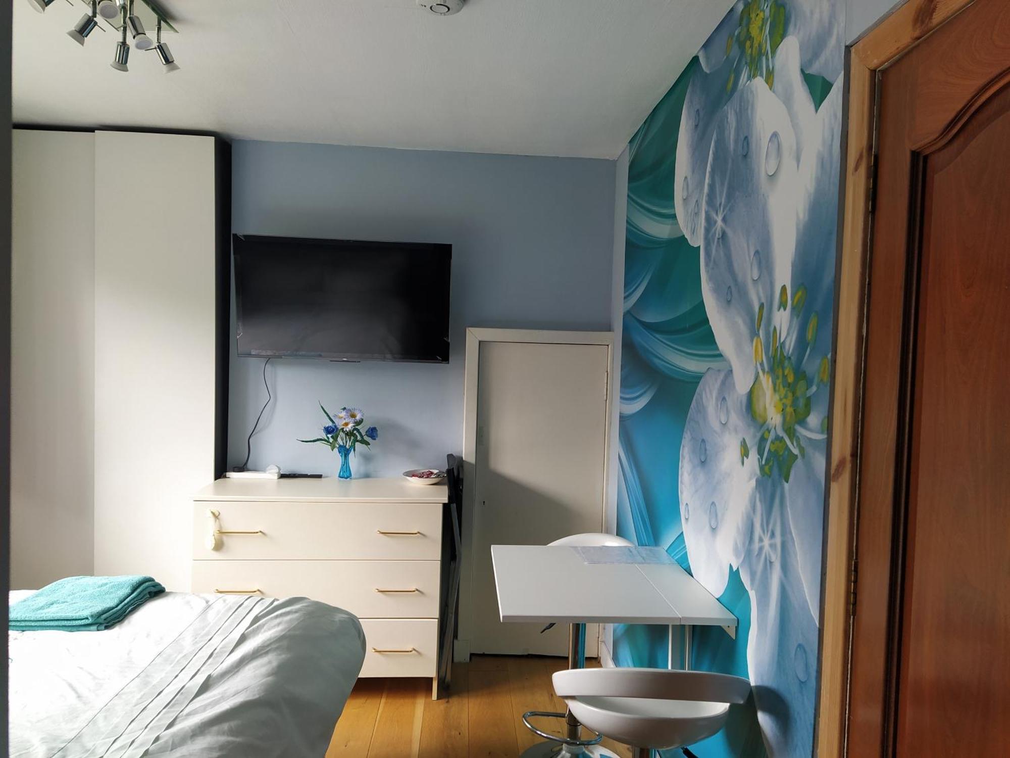 Self Catering Studio Flat Apartment Edinburgh Exterior photo
